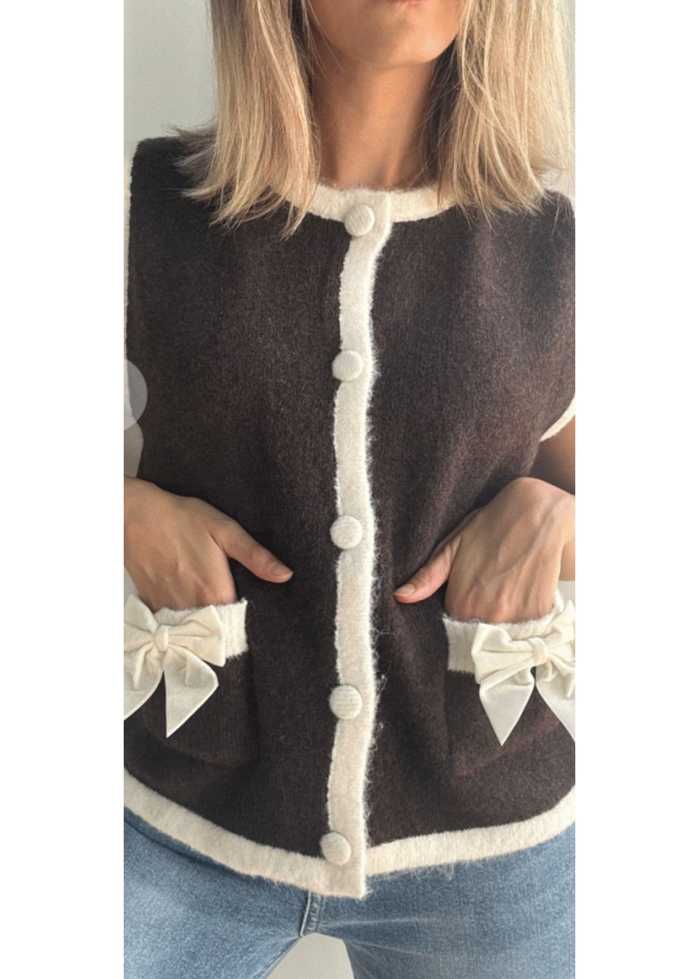 Chaleco punto lazo chocolate