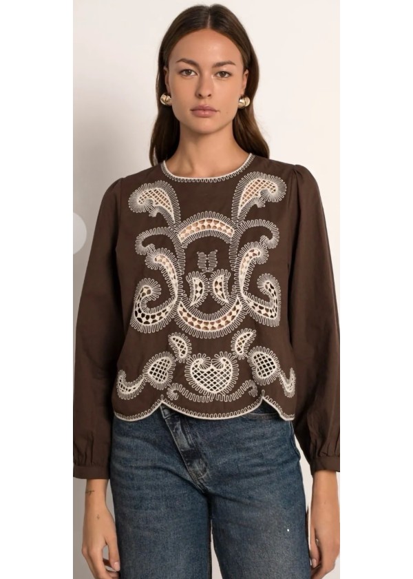 Camisa bordada ondas