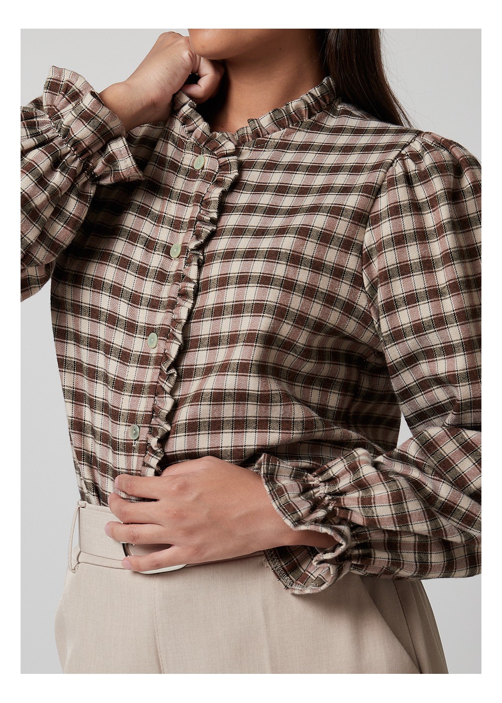 Blusa cuadros  puño fruncido