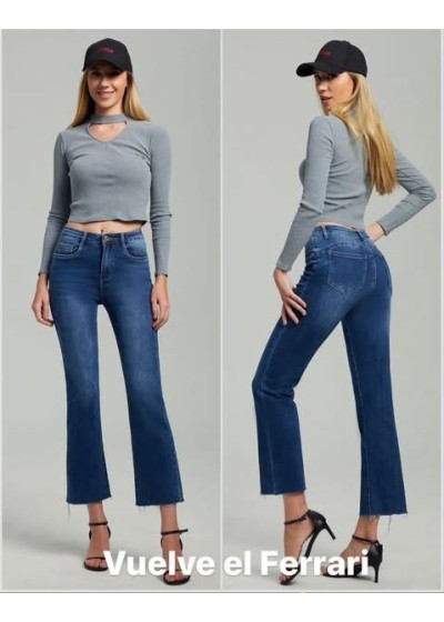 Pantalón cropped  push up...