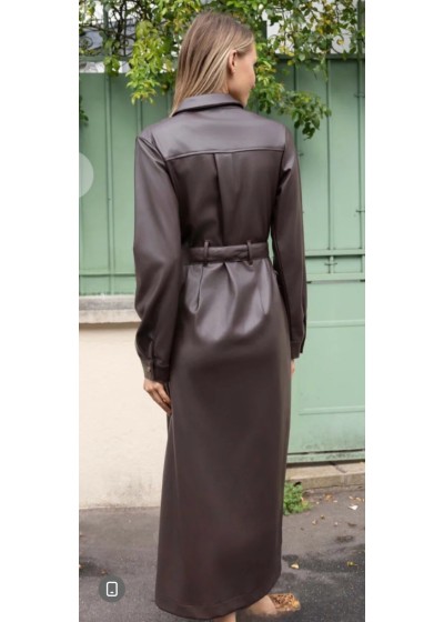 Vestido ecopiel chocolate manga larga