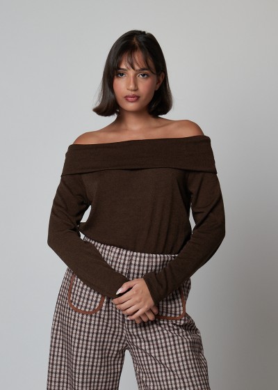 Camiseta punto fino cuello...