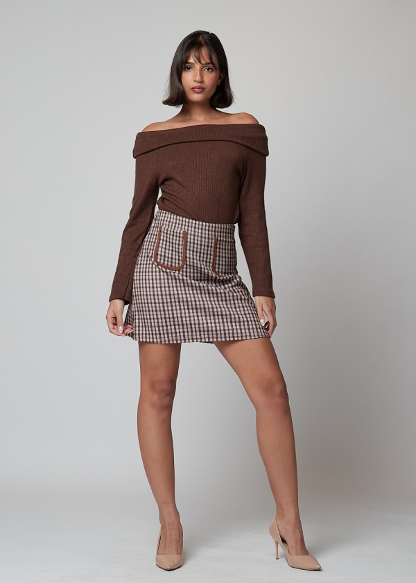 Falda corta cuadros ribete bolsillos