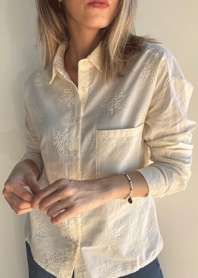 Camisa bolsillo grande...