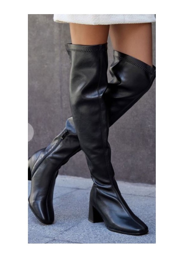 Botas piel mosqueteras negras