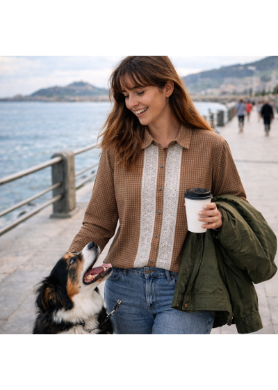 Camisa cuadros puntillas camel