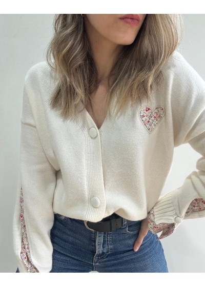 Chaqueta abertura estampada mangas