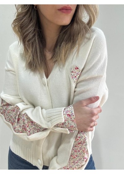 Chaqueta abertura estampada mangas