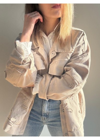 Cazadora bordada oversize bolsillos