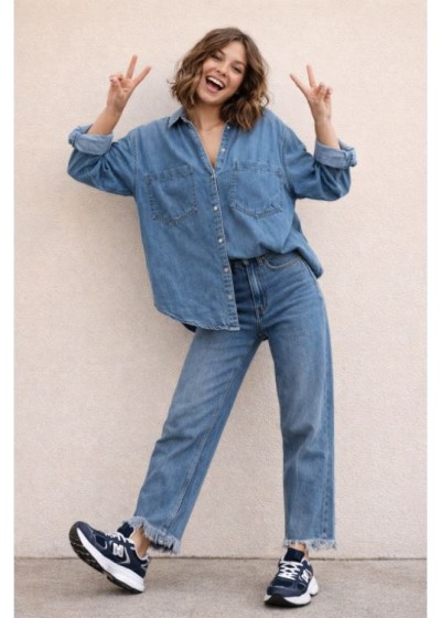 Camisa vaquera dos bolsillos