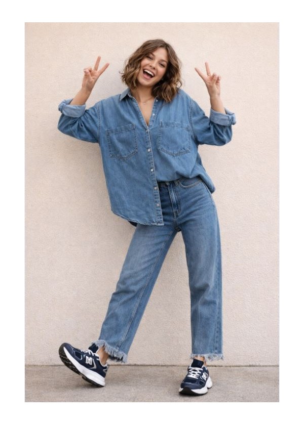 Camisa vaquera dos bolsillos