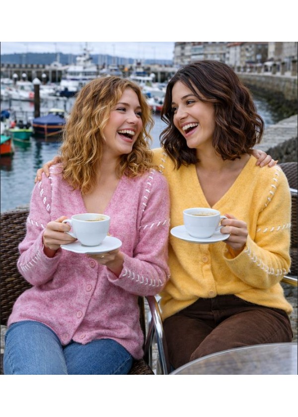 Chaquete ribete blanco rosa o amarilla