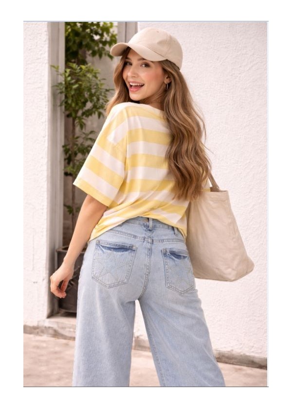 Pantalón Vaquero estrella tachas