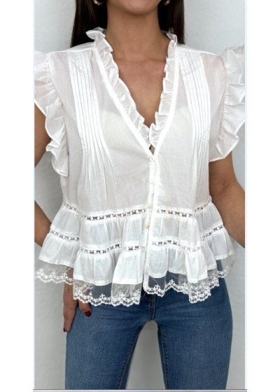 Blusa blanca bordada puntillas