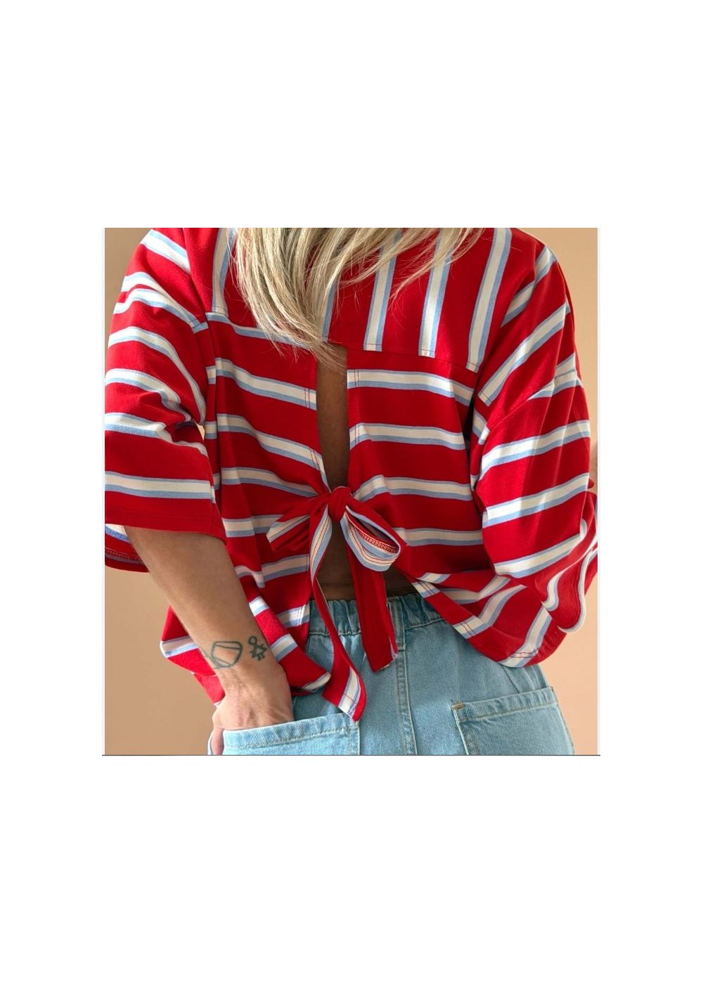 Sudadera roja rayas y lazo espalda