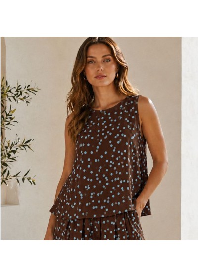 Blusa chocolate lunares...