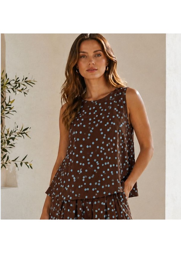 Blusa chocolate lunares azul celeste