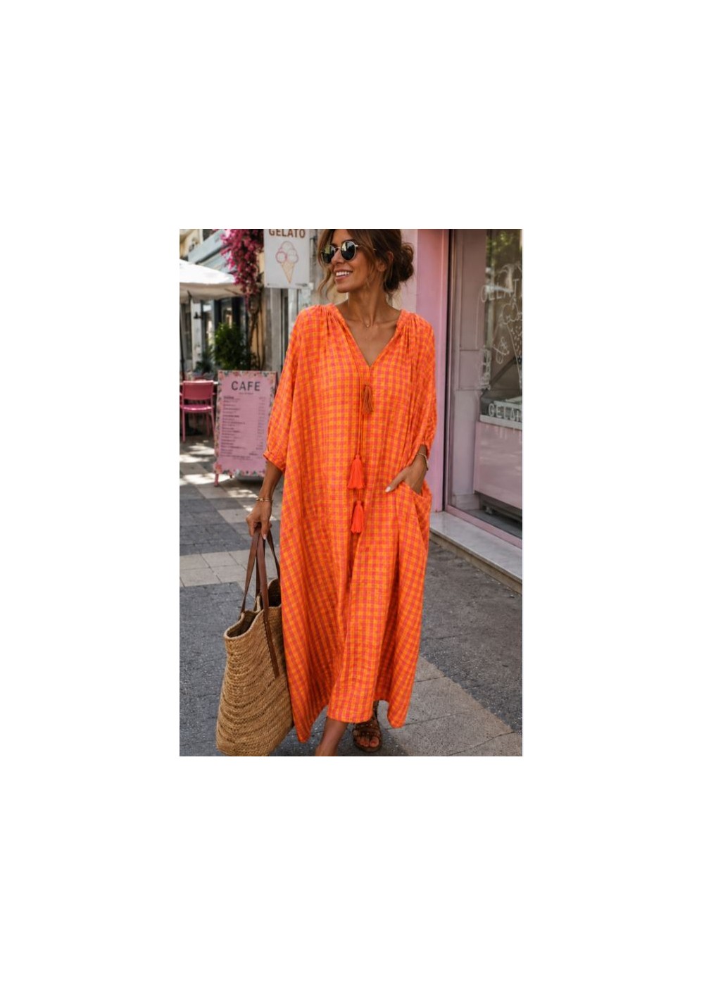 Vestido cuadrito naranja, cordón borla fluor