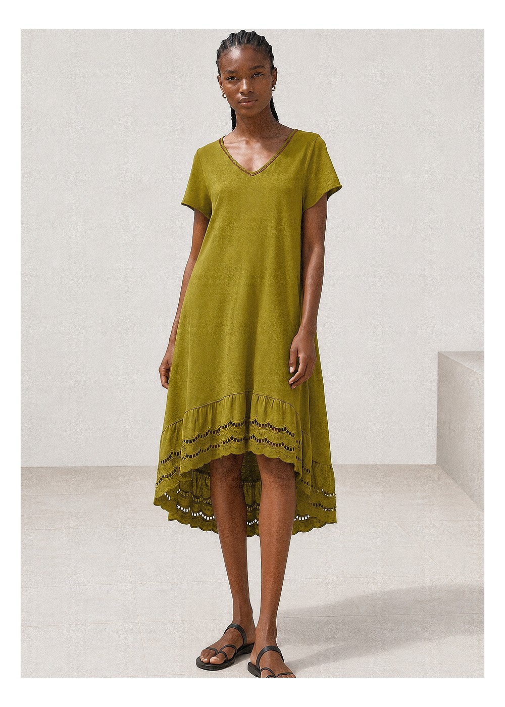 Vestido 100% algodón dos largos cuello pico verde oliva