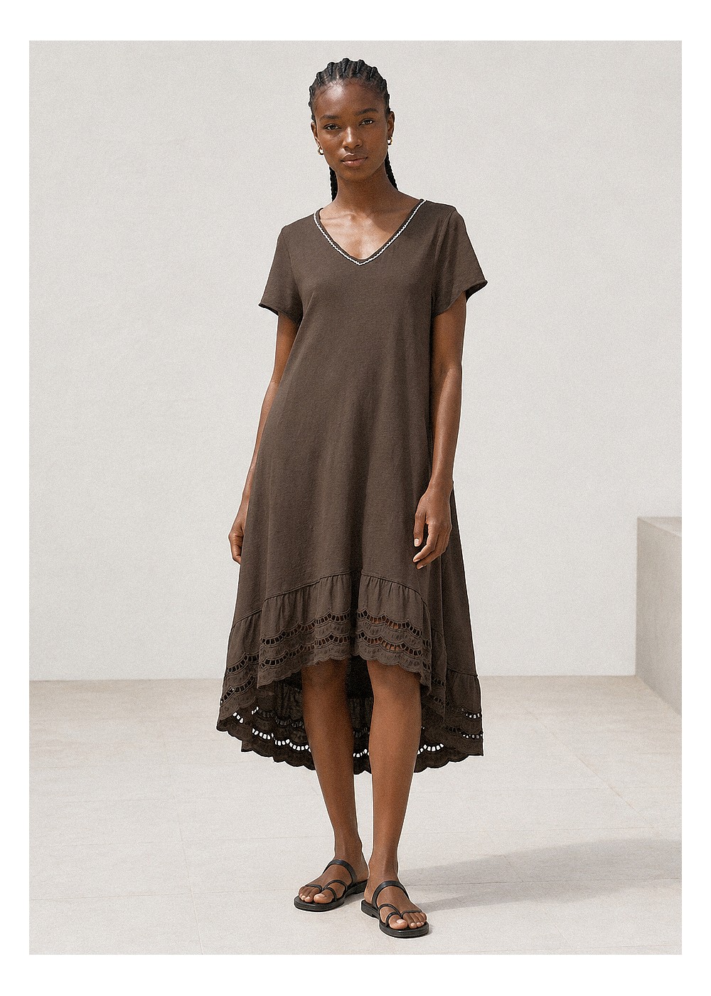 Vestido 100% algodón dos largos cuello pico chocolate