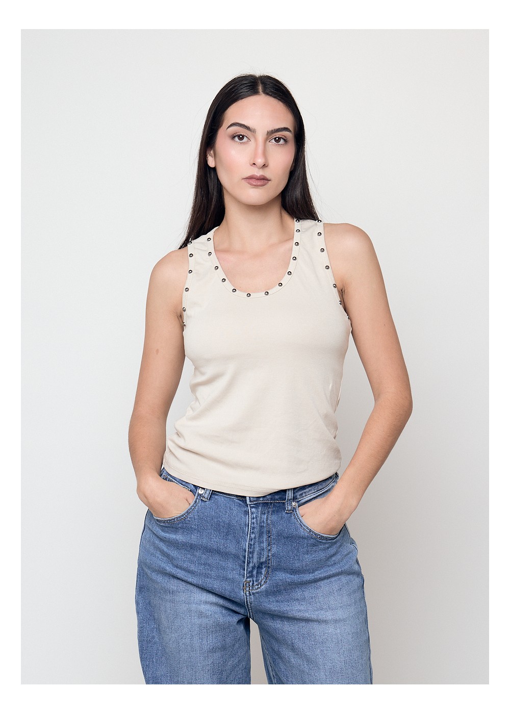 Top tachas beis algodón