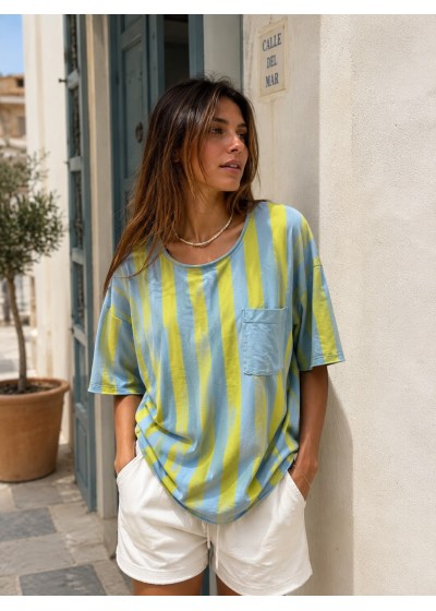 Camiseta bolsillo rayas