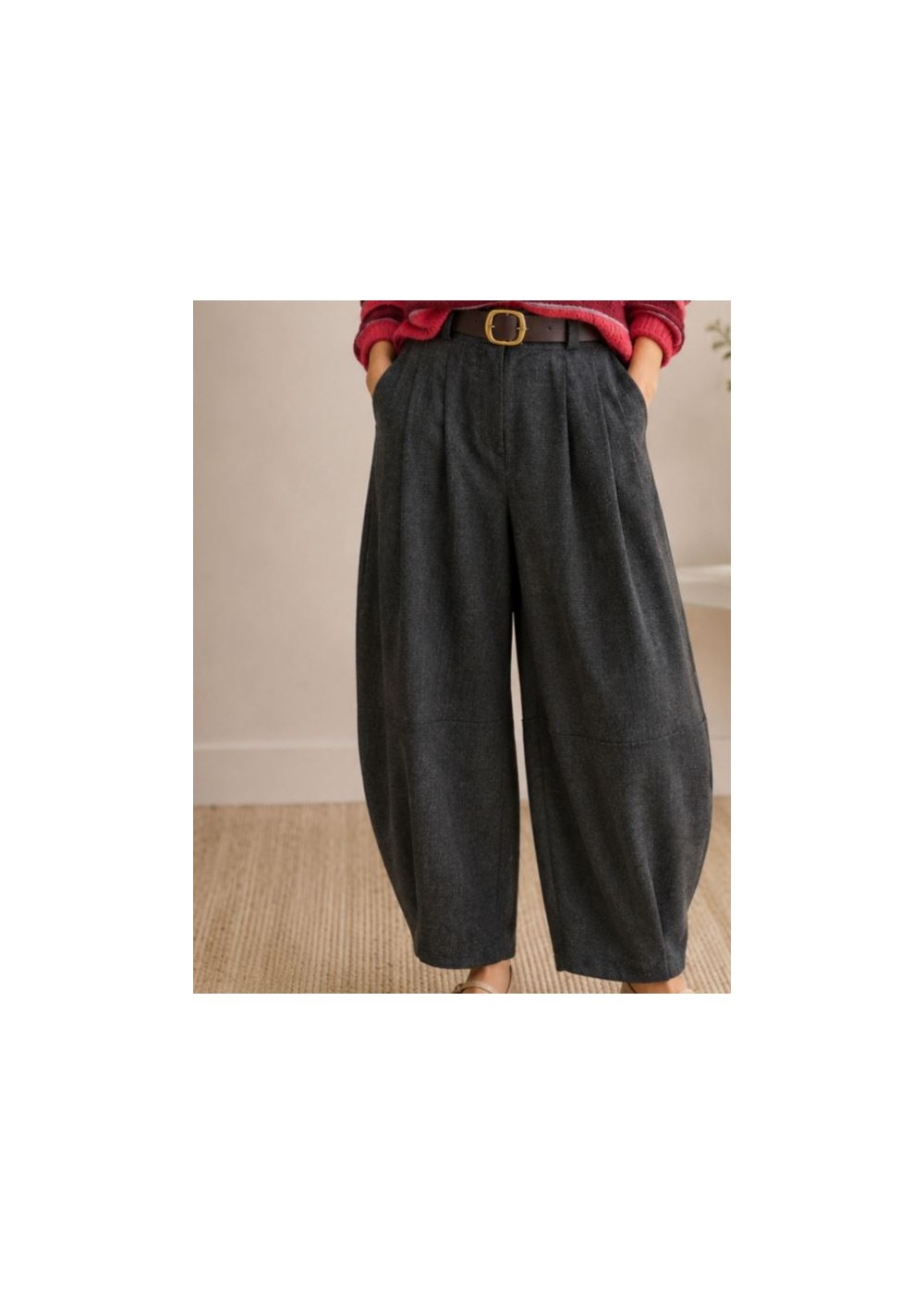 Pantalón ballon bolsillos laterales y elasticos negro